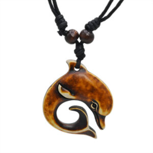 Collier Dauphin Maori Brun