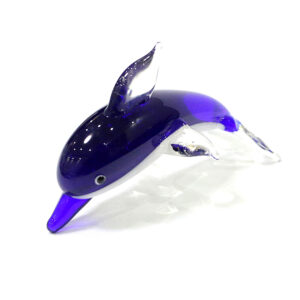 Statuette dauphin en verre coloré